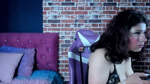 Sary  online show from 04/05/26, 11:18