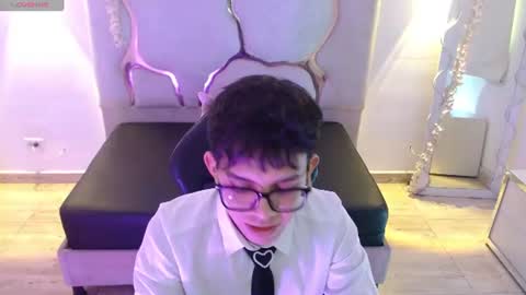 sasan_tay online show from 07/17/26, 11:39