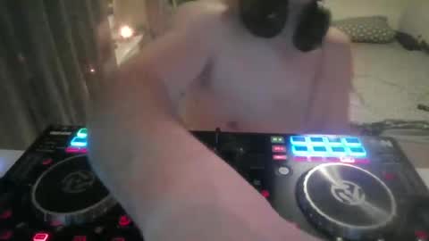 sasch1982h online show from 12/14/25, 01:33