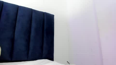 sasha online show from 05/18/26, 01:39