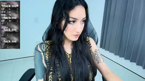 yesica online show from 05/20/26, 11:11