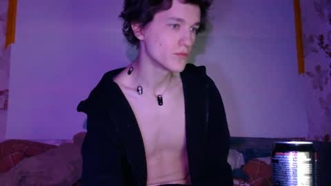 sasha_bb21 online show from 04/21/26, 08:55