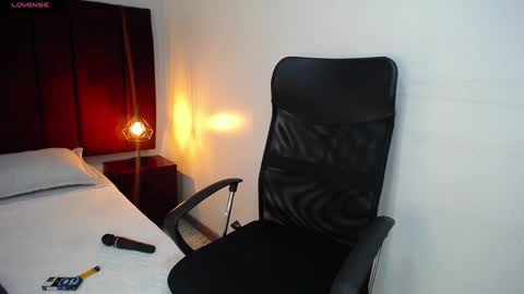 Sasha Brattz online show from 02/08/25, 07:59