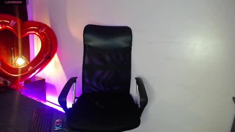 Sasha Brattz online show from 02/15/25, 05:09