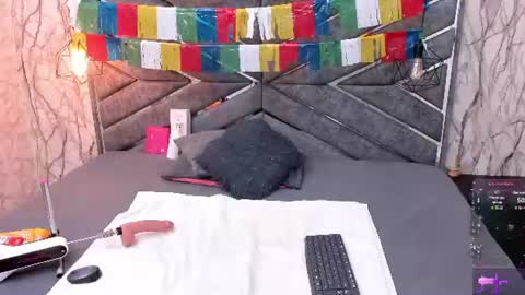 Snapshot of sasha_brownie_ chatting on 07/06/26, 11:40 Sasha online show from 07/06/26, 11:40