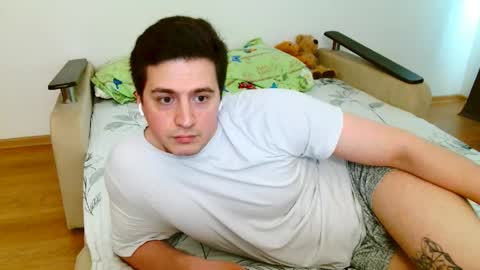 Snapshot of sasha_calvin chatting on 06/06/26, 04:23 sasha_calvin online show from 06/06/26, 04:23