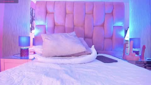 Camila  online show from 01/17/25, 05:30