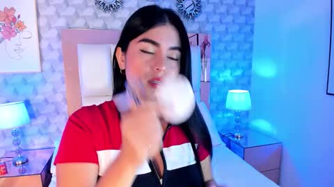 Camila  online show from 11/14/25, 11:53