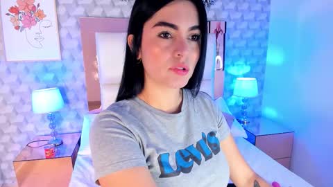 Camila  online show from 11/19/25, 11:43