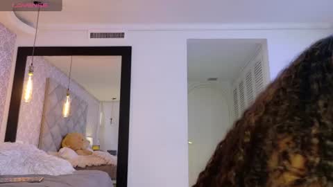 Snapshot of sasha_sinne chatting on 07/10/26, 11:57 sasha_sinne online show from 07/10/26, 11:57