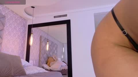 Snapshot of sasha_sinne chatting on 07/20/26, 03:58 sasha_sinne online show from 07/20/26, 03:58