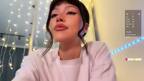 Hi everyone my name is Sasha   online show from 01/13/26, 09:42