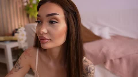 sashafererra online show from 04/04/26, 07:55