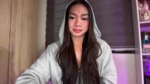 Sasha online show from 04/17/26, 05:32