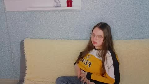 Sasha online show from 04/01/26, 02:14