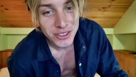 Sasha --  online show from 08/06/26, 08:27