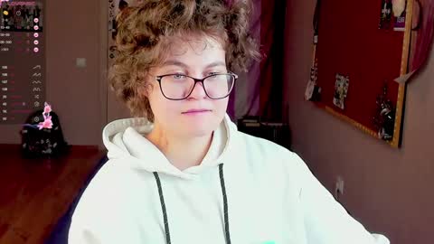 Snapshot of sashy_way chatting on 12/07/24, 06:54 .Alexandra online show from 12/07/24, 06:54