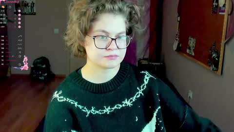 Snapshot of sashy_way chatting on 12/14/24, 01:50 .Alexandra online show from 12/14/24, 01:50