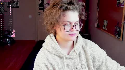 Snapshot of sashy_way chatting on 12/15/24, 05:42 .Alexandra online show from 12/15/24, 05:42