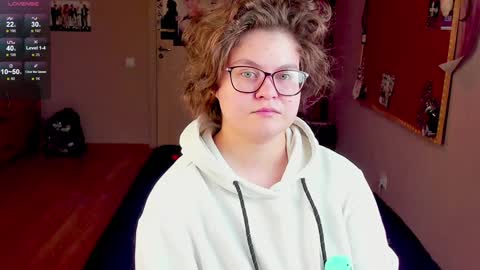 Snapshot of sashy_way chatting on 01/03/25, 03:05 .Alexandra online show from 01/03/25, 03:05