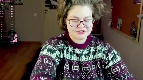 Snapshot of sashy_way chatting on 01/05/25, 01:03 .Alexandra online show from 01/05/25, 01:03