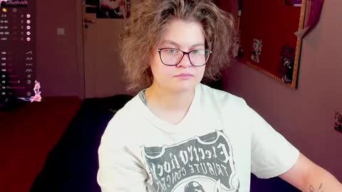 Snapshot of sashy_way chatting on 01/11/25, 03:09 .Alexandra online show from 01/11/25, 03:09