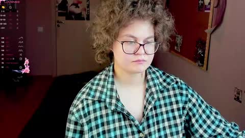 Snapshot of sashy_way chatting on 01/15/25, 02:02 .Alexandra online show from 01/15/25, 02:02