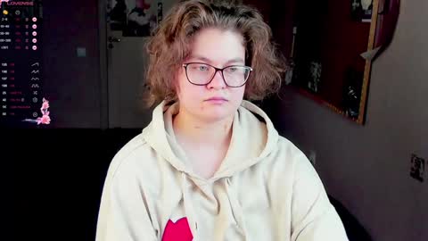 Snapshot of sashy_way chatting on 01/18/25, 03:49 .Alexandra online show from 01/18/25, 03:49