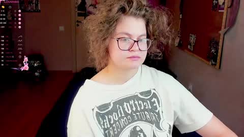 Snapshot of sashy_way chatting on 01/26/25, 04:51 .Alexandra online show from 01/26/25, 04:51