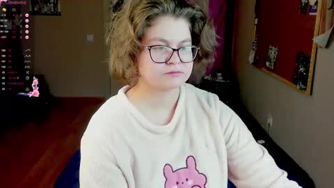 Snapshot of sashy_way chatting on 03/10/25, 07:18 .Alexandra online show from 03/10/25, 07:18