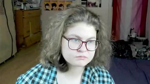 .Alexandra online show from 10/25/25, 09:31