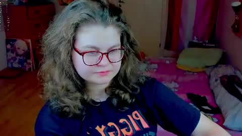Snapshot of sashy_way chatting on 06/21/26, 12:46 .Alexandra online show from 06/21/26, 12:46