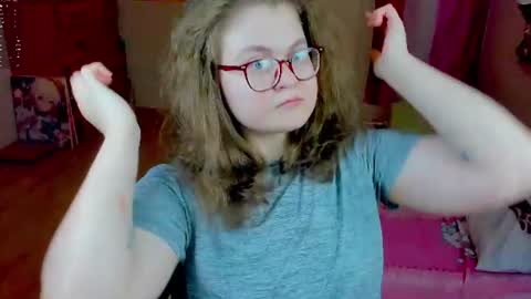 Snapshot of sashy_way chatting on 06/24/26, 09:14 .Alexandra online show from 06/24/26, 09:14