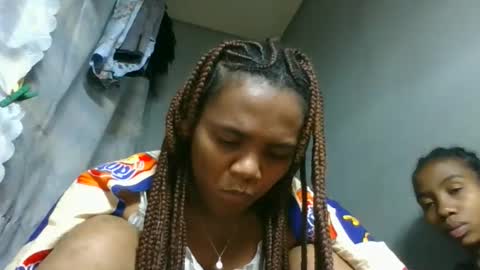 sasivia08 online show from 02/13/26, 12:06