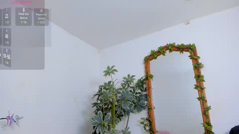 saskiagrendel online show from 02/18/26, 12:17