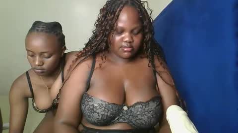 sassie_bee online show from 09/16/25, 06:09