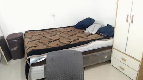 Snapshot of sassy_jane chatting on 12/05/25, 06:55 Jane online show from 12/05/25, 06:55