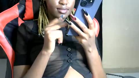 sassy_lyne online show from 06/02/26, 01:07