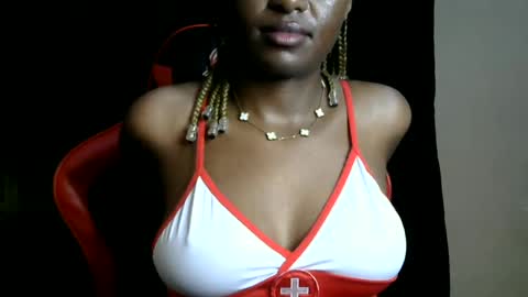 sassy_lyne online show from 06/19/26, 10:41