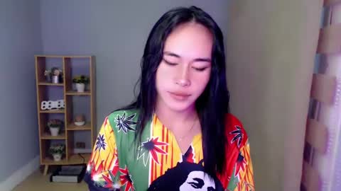 Snapshot of sassy_stella chatting on 01/05/25, 05:51 sassy_stella online show from 01/05/25, 05:51