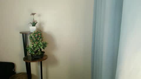 sassy_tinaxx online show from 05/21/26, 05:09