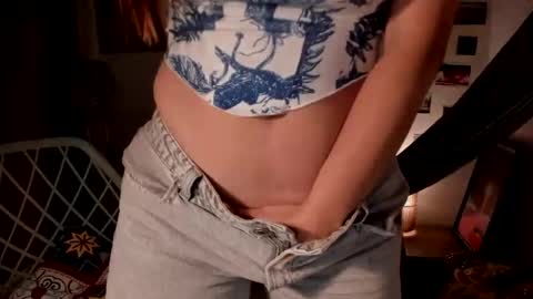 Snapshot of sassy_xyou chatting on 01/19/25, 07:26 Ms. Oh online show from 01/19/25, 07:26