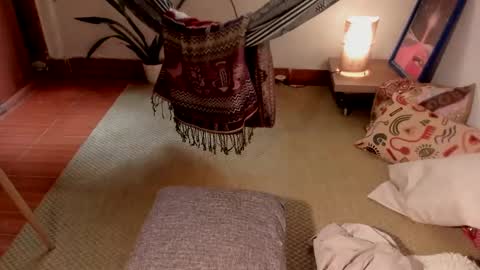 Snapshot of sassy_xyou chatting on 01/24/25, 09:47 Ms. Oh online show from 01/24/25, 09:47