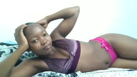 Snapshot of sassymiya69 chatting on 02/05/26, 06:40 sassymiya69 online show from 02/05/26, 06:40