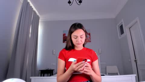 Snapshot of sassynova chatting on 10/15/25, 02:22 Ksenya online show from 10/15/25, 02:22