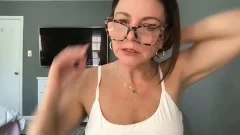 sassynsweetmilf online show from 03/24/26, 04:01