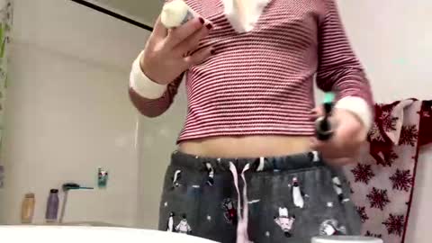 sassysquirtsmmm online show from 12/22/25, 04:48