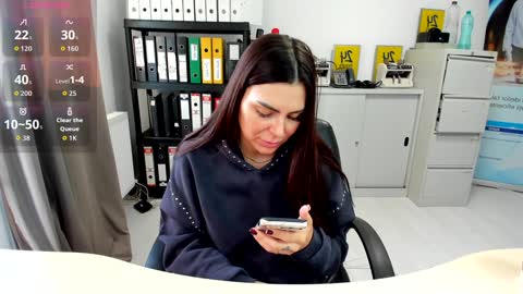 Snapshot of sassytiff chatting on 11/22/25, 12:59 sassytiff online show from 11/22/25, 12:59