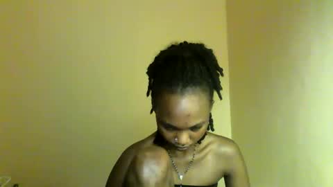 Snapshot of sasy_tina chatting on 02/09/26, 12:53 Tina online show from 02/09/26, 12:53