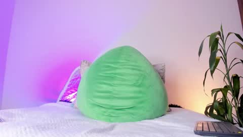 Snapshot of satanas_333 chatting on 11/06/25, 11:59 online show from 11/06/25, 11:59